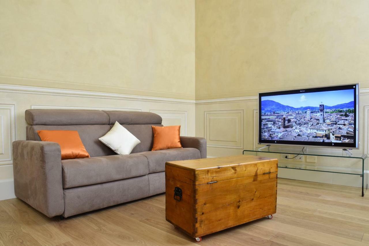 Stella Polare - Luxury Apartment Лукка Экстерьер фото